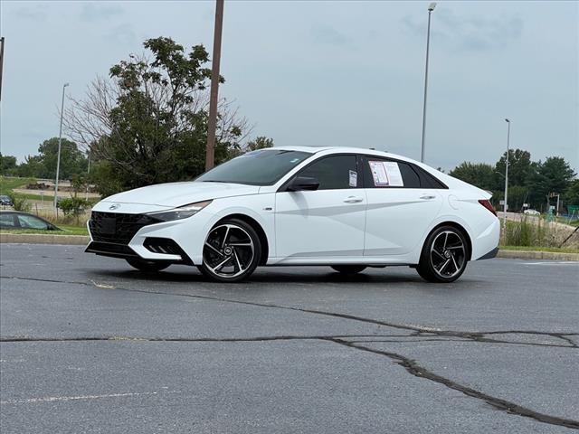 2023 Hyundai ELANTRA Vehicle Photo in O'Fallon, IL 62269