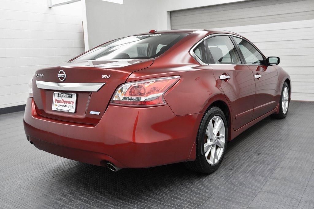 2013 Nissan Altima Vehicle Photo in AKRON, OH 44303-2185