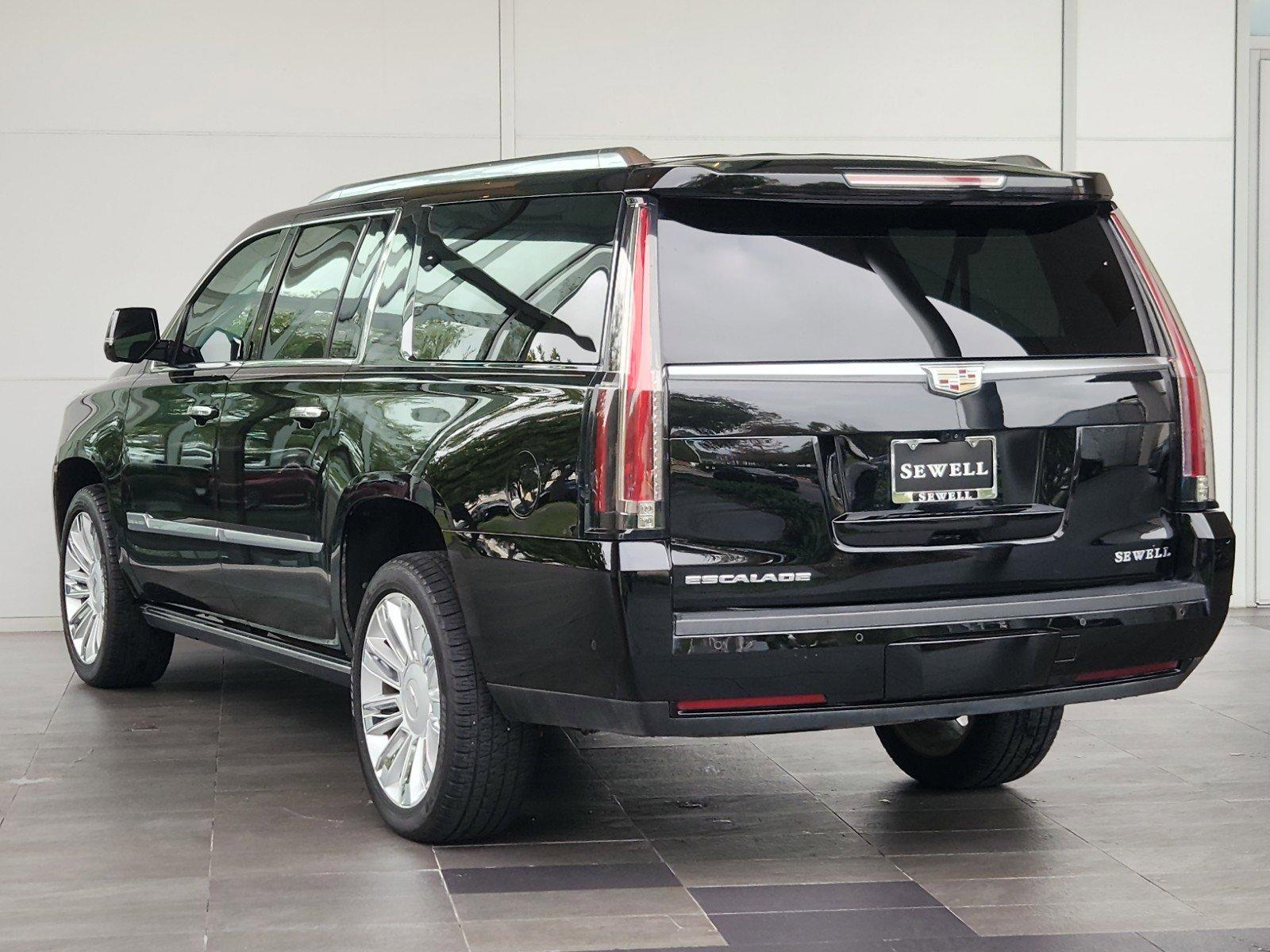 2019 Cadillac Escalade ESV Vehicle Photo in HOUSTON, TX 77079-1502