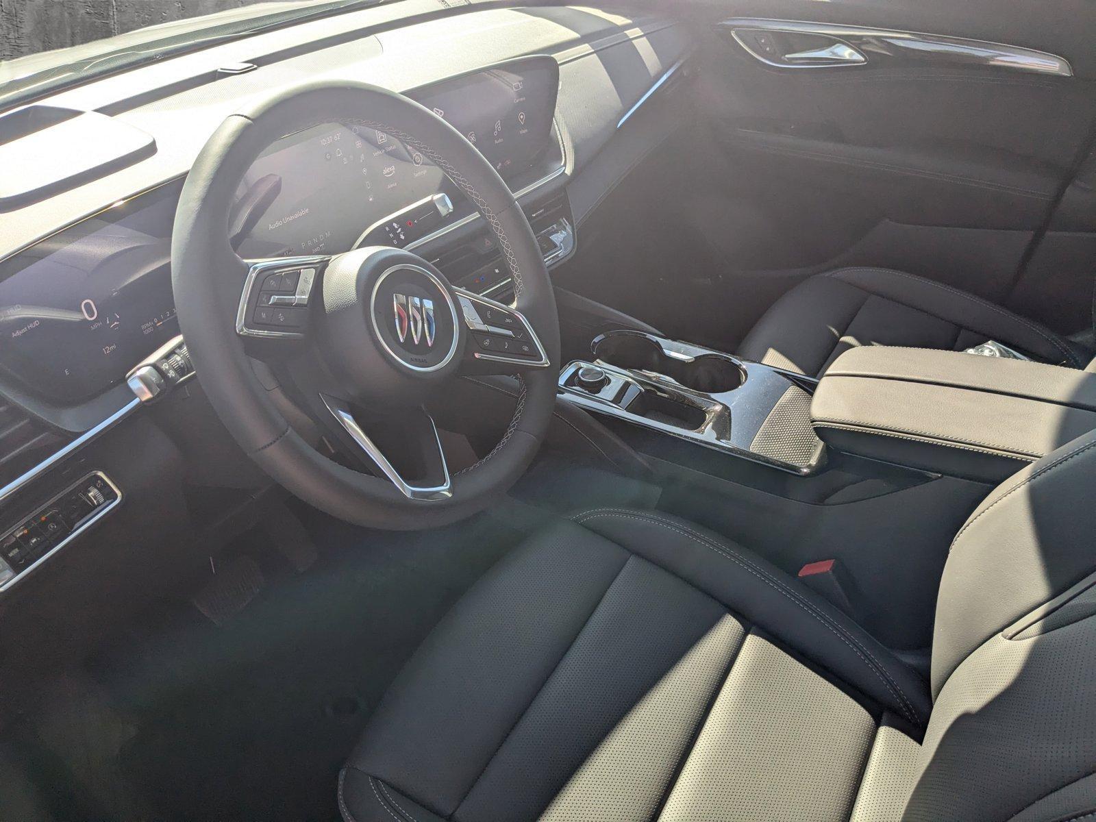 2024 Buick Envision Vehicle Photo in LONE TREE, CO 80124-2750