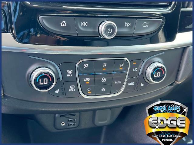 2021 Chevrolet Traverse Vehicle Photo in FREEPORT, NY 11520-3923