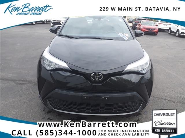 Used 2022 Toyota C-HR XLE with VIN NMTKHMBX6NR147400 for sale in Batavia, NY