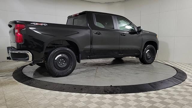 2024 Chevrolet Silverado 1500 Vehicle Photo in JOLIET, IL 60435-8135