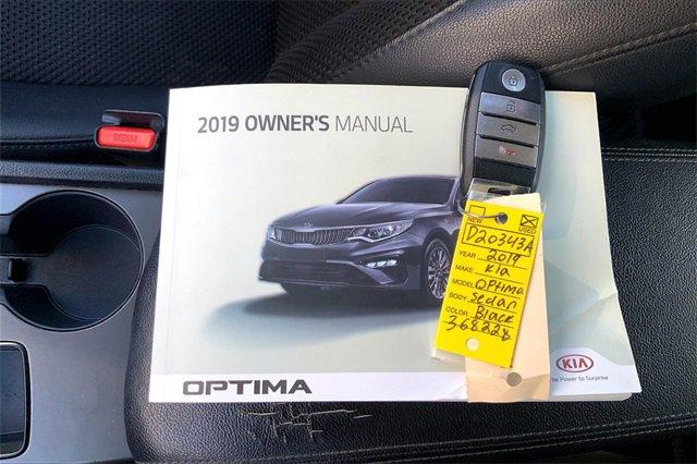 2019 Kia Optima Vehicle Photo in KANSAS CITY, MO 64114-4502