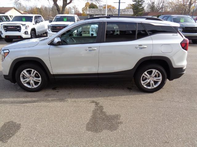 Used 2022 GMC Terrain SLE with VIN 3GKALTEV0NL144308 for sale in Frankenmuth, MI