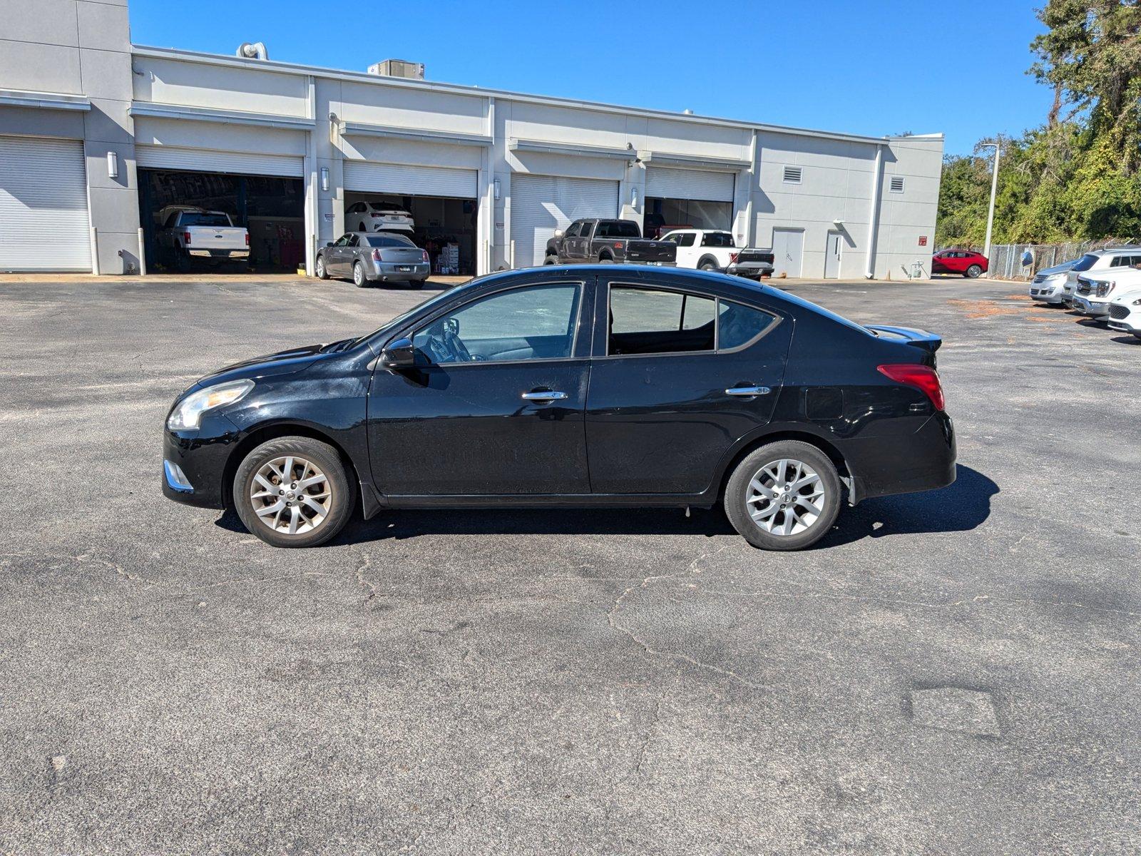 2018 Nissan Versa Sedan Vehicle Photo in Panama City, FL 32401