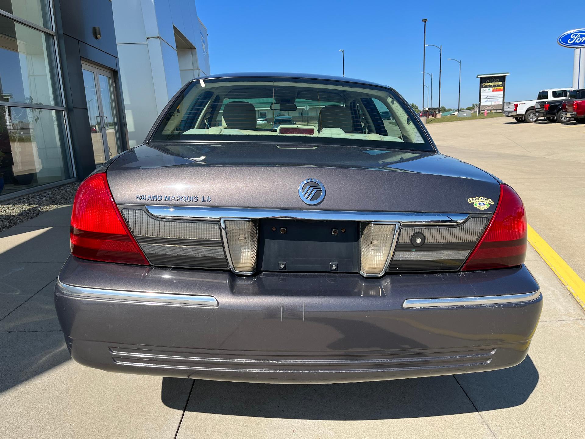 2007 Mercury Grand Marquis For Sale In Tipton - 2mefm75v17x612455 - O 