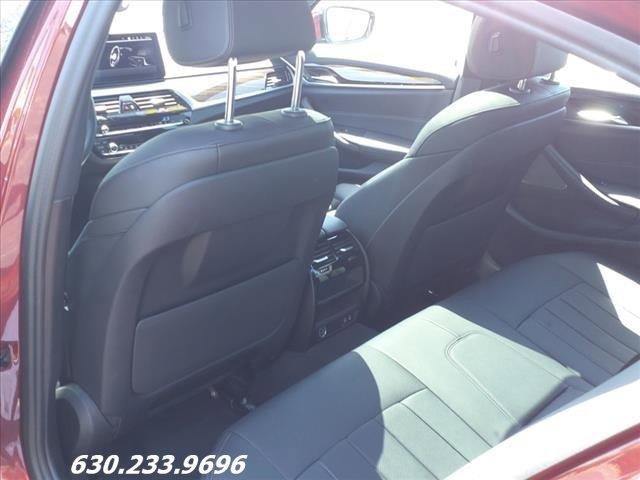 2023 BMW 530e xDrive Vehicle Photo in Saint Charles, IL 60174