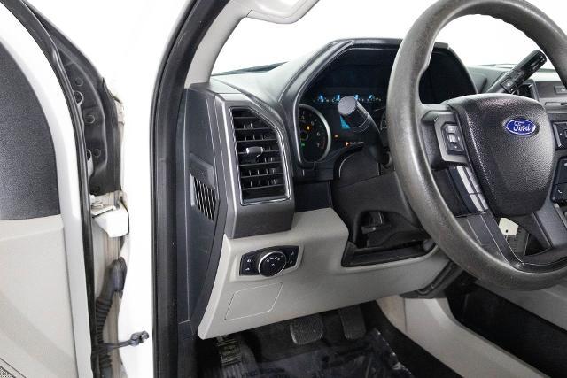 2017 Ford F-150 Vehicle Photo in NORTH RIVERSIDE, IL 60546-1404