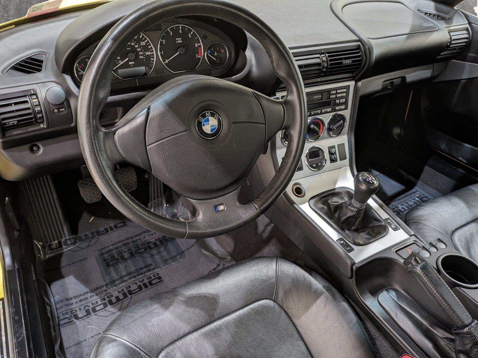 2000 BMW Z3 2.8L Vehicle Photo in Rockville, MD 20852