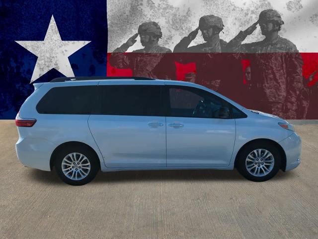 2017 Toyota Sienna Vehicle Photo in Killeen, TX 76541