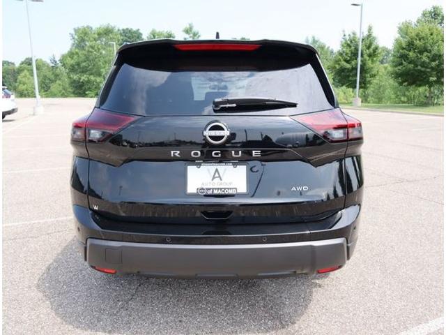 2024 Nissan Rogue Vehicle Photo in Canton, MI 48188