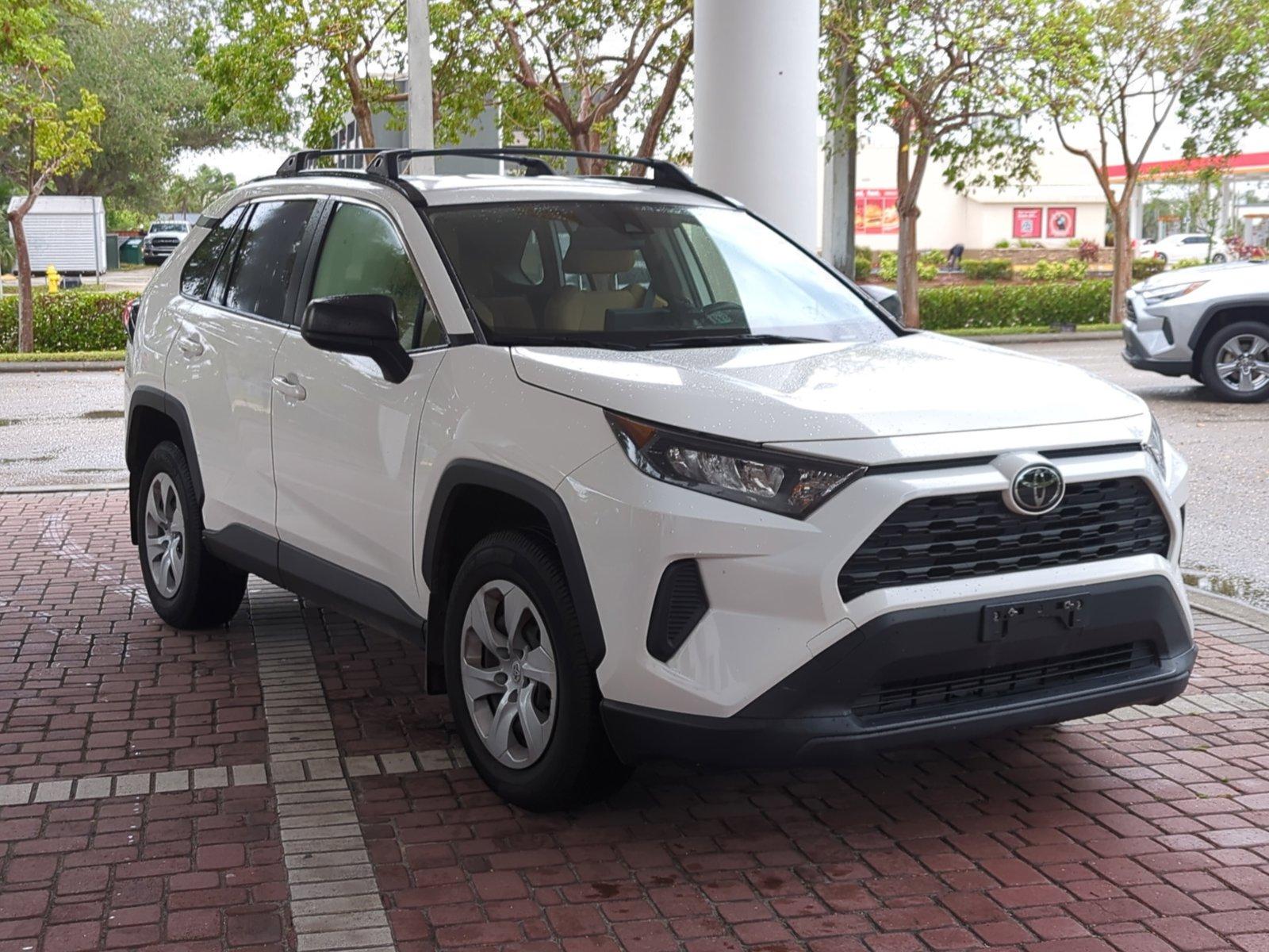 2020 Toyota RAV4 Vehicle Photo in Ft. Myers, FL 33907