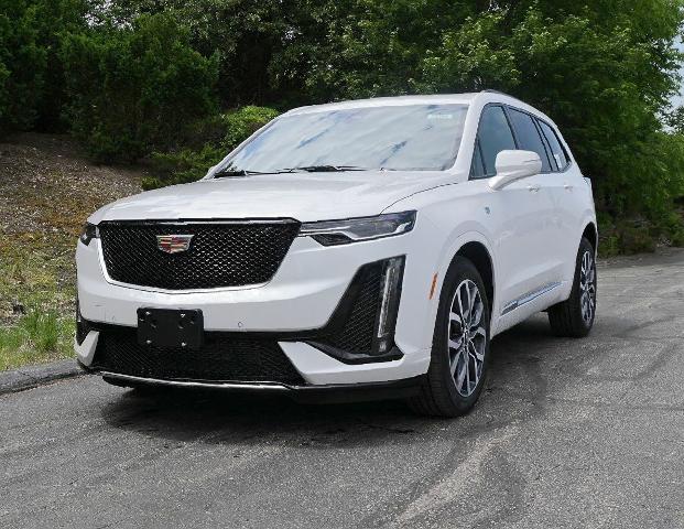 2024 Cadillac XT6 Vehicle Photo in NORWOOD, MA 02062-5222