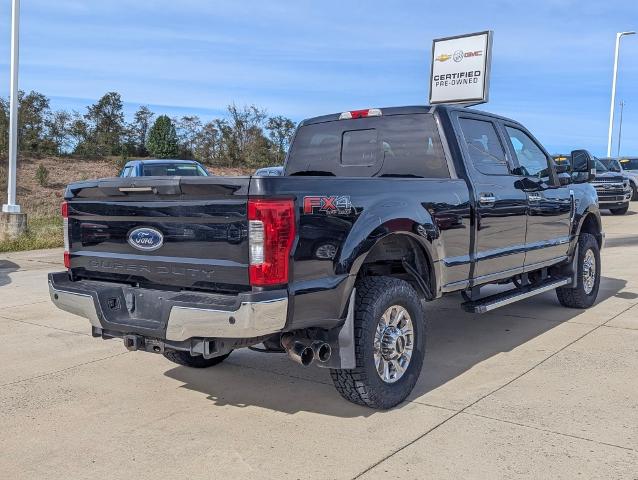 2017 Ford Super Duty F-350 SRW Vehicle Photo in POMEROY, OH 45769-1023