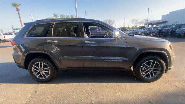 2020 Jeep Grand Cherokee Vehicle Photo in GOODYEAR, AZ 85338-1310