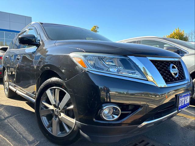 Used 2016 Nissan Pathfinder Platinum with VIN 5N1AR2MM7GC616771 for sale in Freehold, NJ