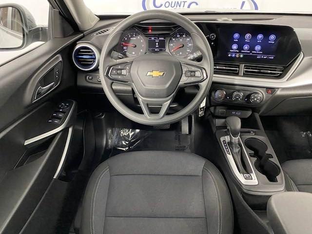 2024 Chevrolet Trax Vehicle Photo in BROCKTON, MA 02301-7113