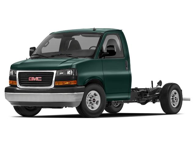 2023 GMC Savana Commercial Cutaway Vehicle Photo in MEDINA, OH 44256-9631
