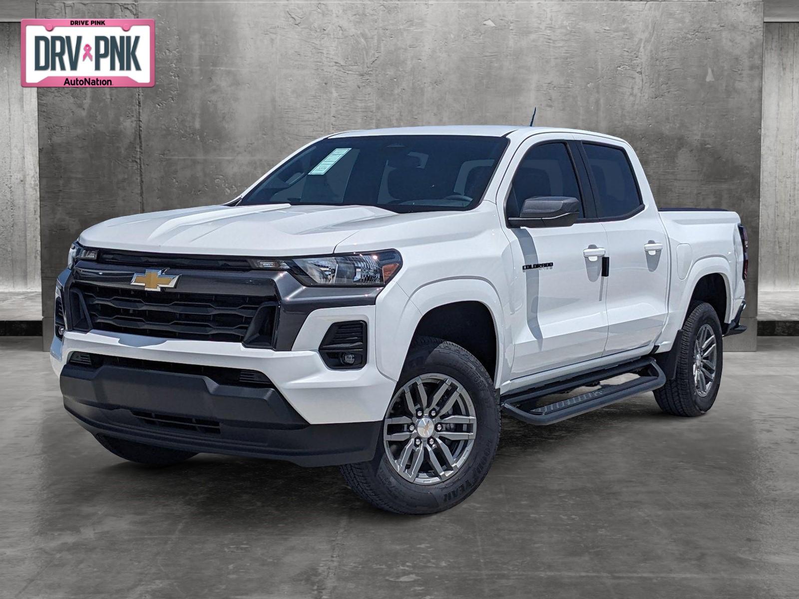 Select 2024 Chevrolet Colorado