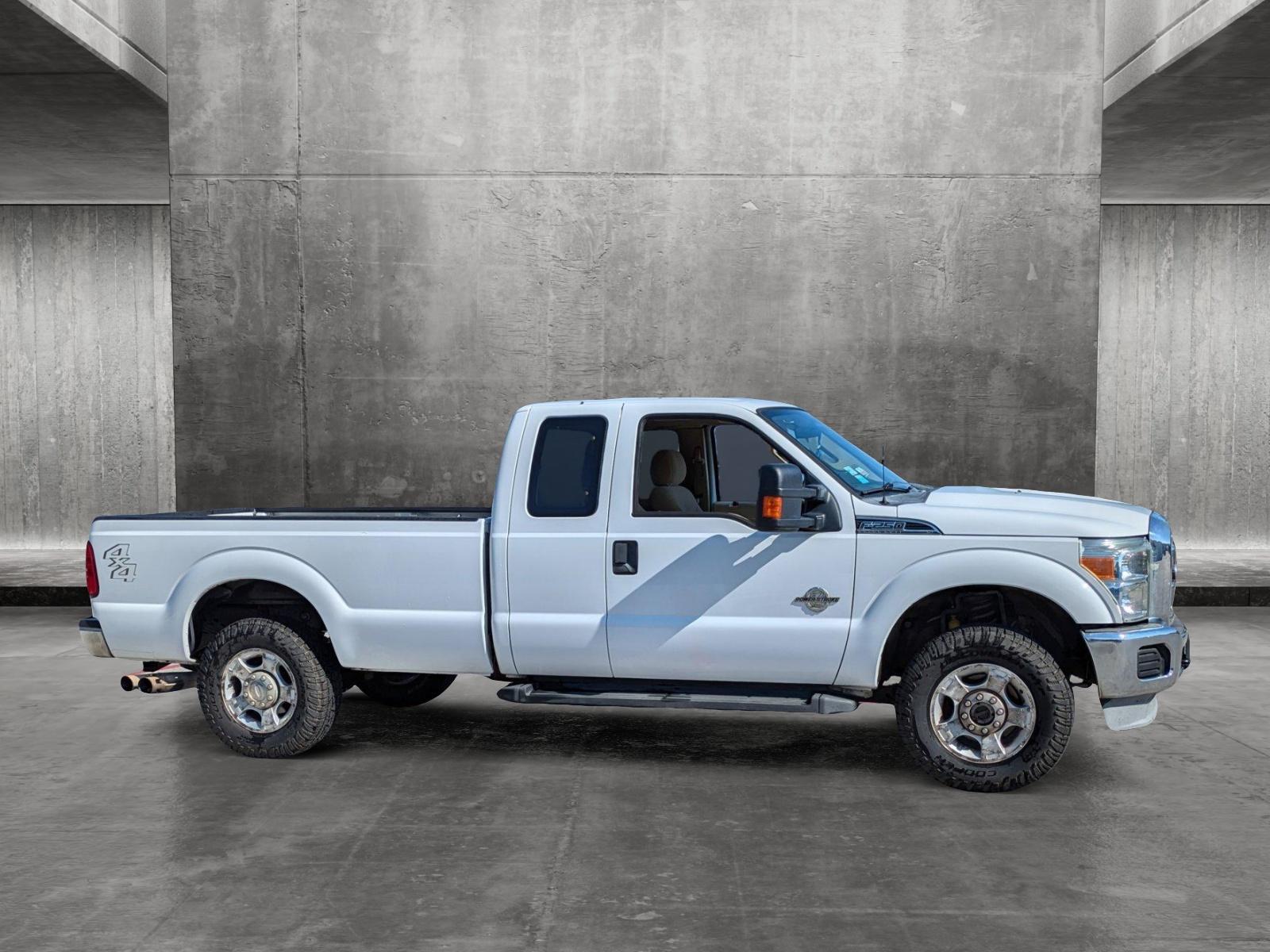 2012 Ford Super Duty F-250 SRW Vehicle Photo in Corpus Christi, TX 78415