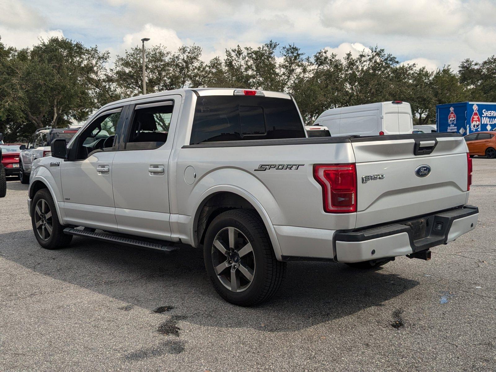 2017 Ford F-150 Vehicle Photo in St. Petersburg, FL 33713