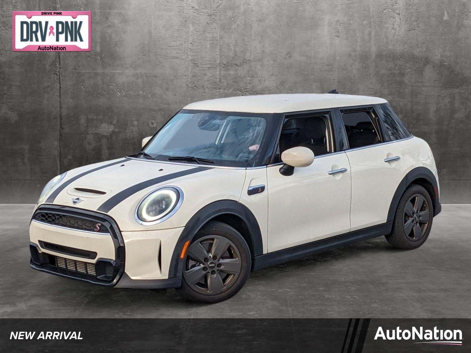 2022 MINI Cooper S Hardtop 4 Door Vehicle Photo in Orlando, FL 32811