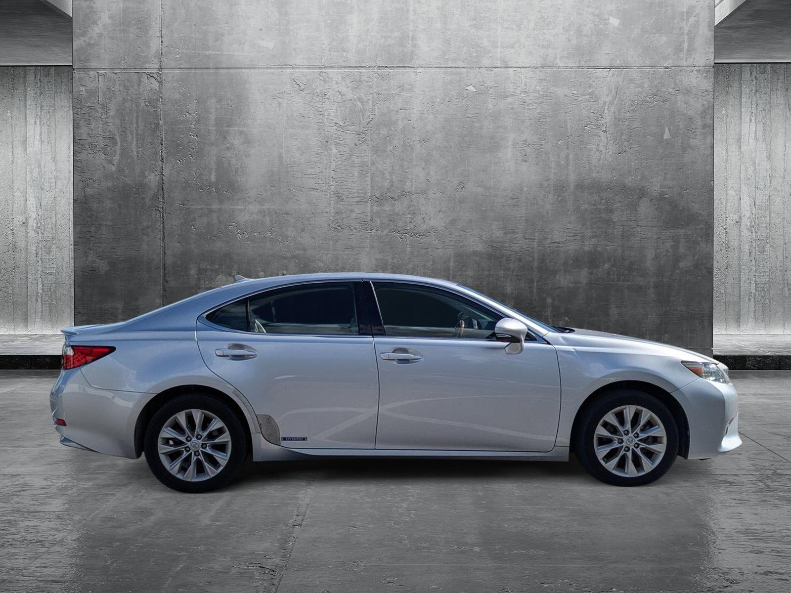 2014 Lexus ES 300h Vehicle Photo in Clearwater, FL 33761