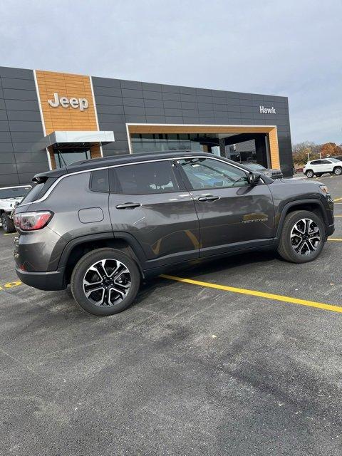 2023 Jeep Compass Vehicle Photo in Saint Charles, IL 60174