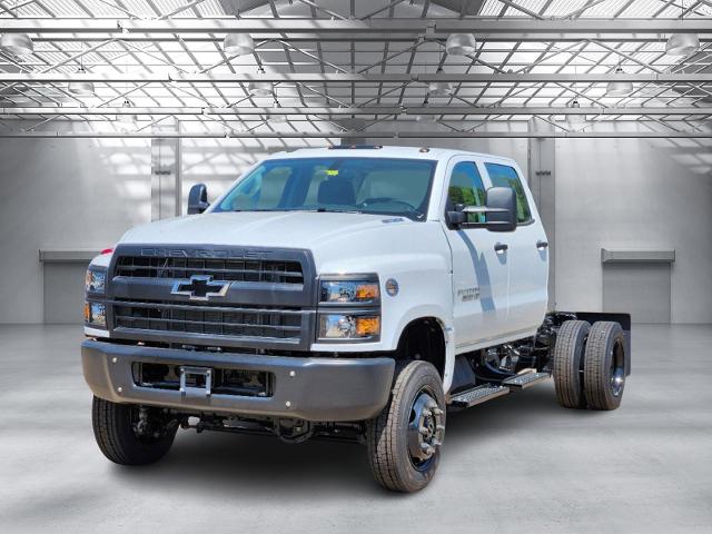 2024 Chevrolet Silverado 4500 HD Vehicle Photo in ENNIS, TX 75119-5114