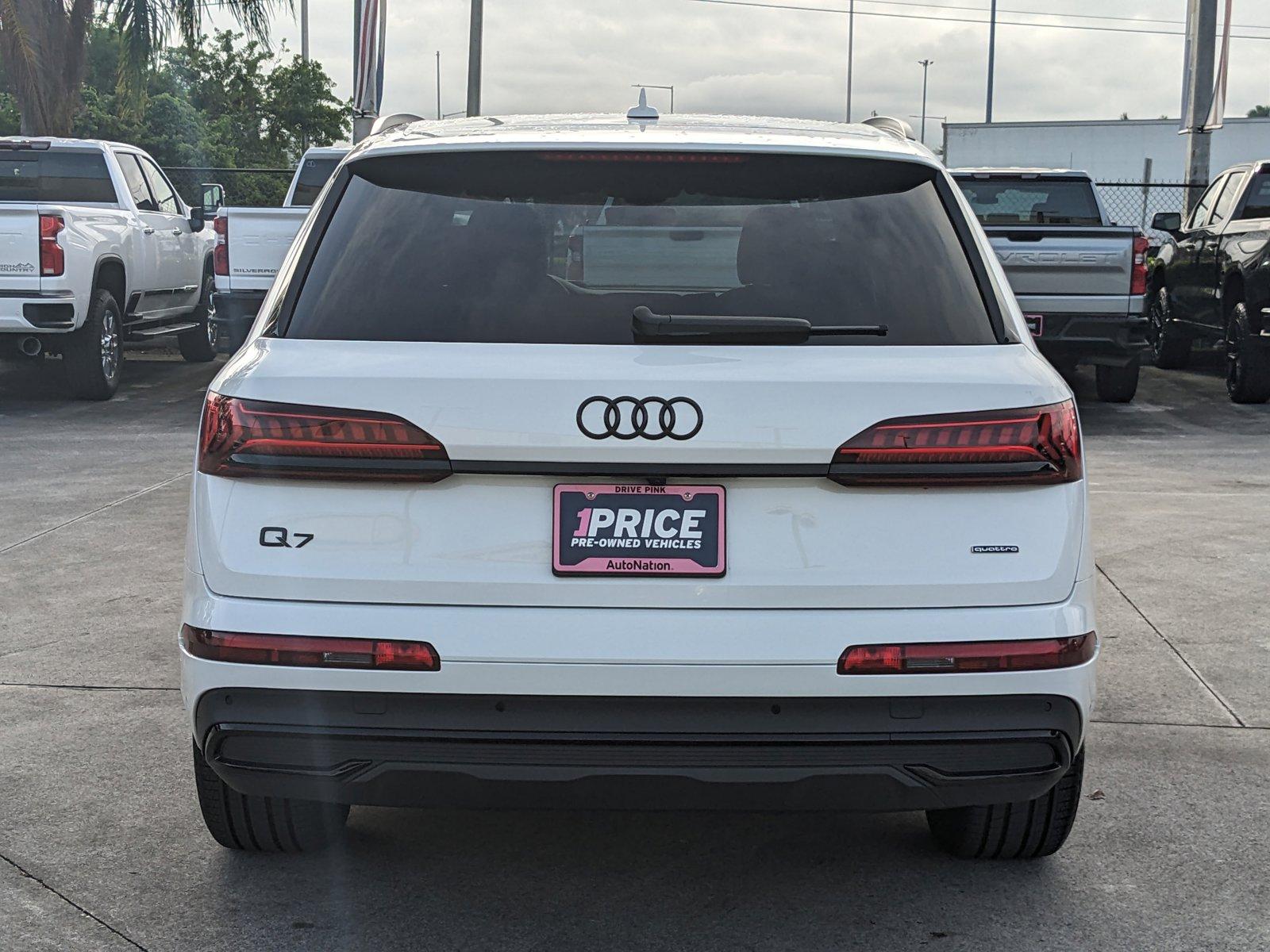 2024 Audi Q7 Vehicle Photo in MIAMI, FL 33172-3015