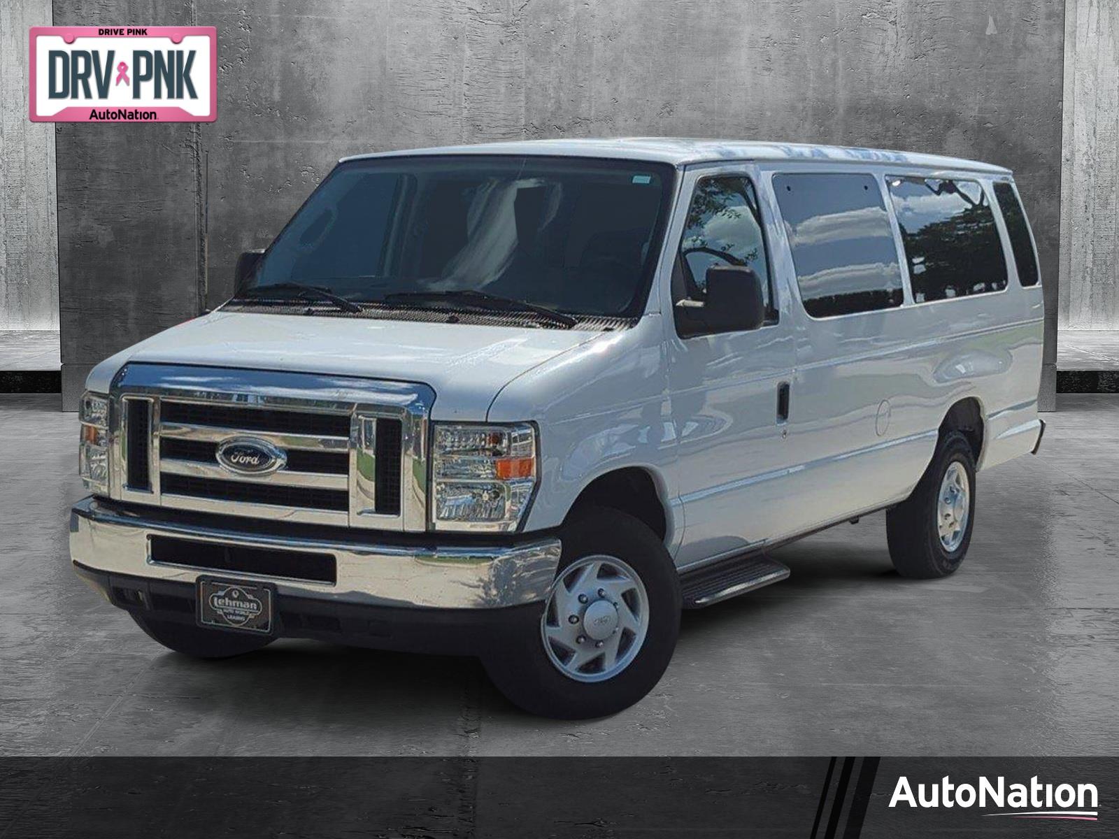 2013 Ford Econoline Wagon Vehicle Photo in Pembroke Pines, FL 33027