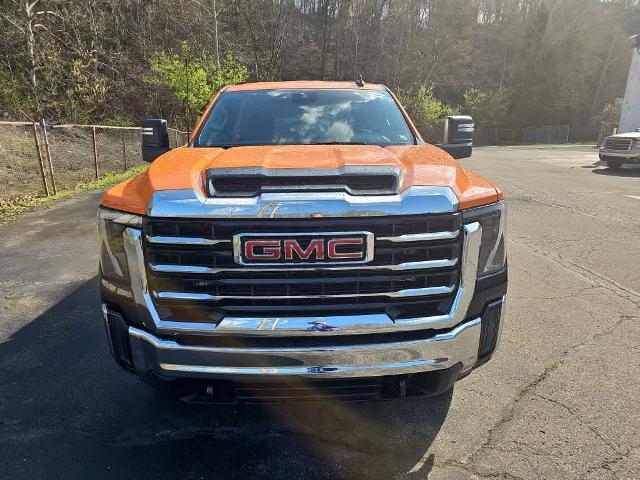 2024 GMC Sierra 2500 HD Vehicle Photo in GLENSHAW, PA 15116-1739