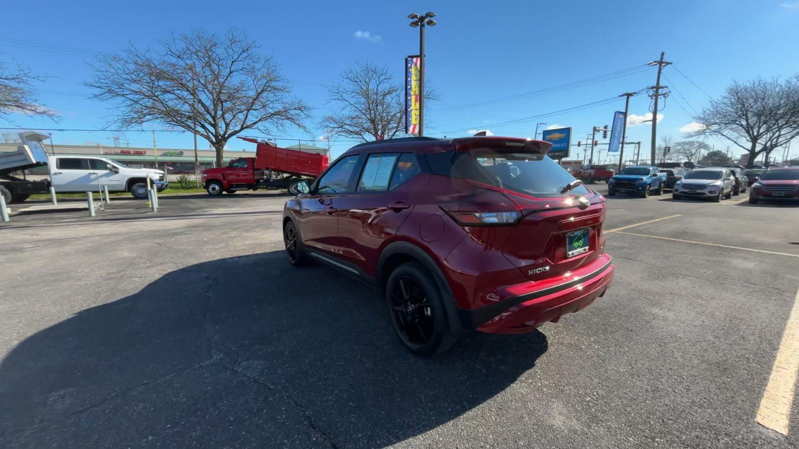 Used 2023 Nissan Kicks SR with VIN 3N1CP5DV0PL482822 for sale in Plainfield, IL