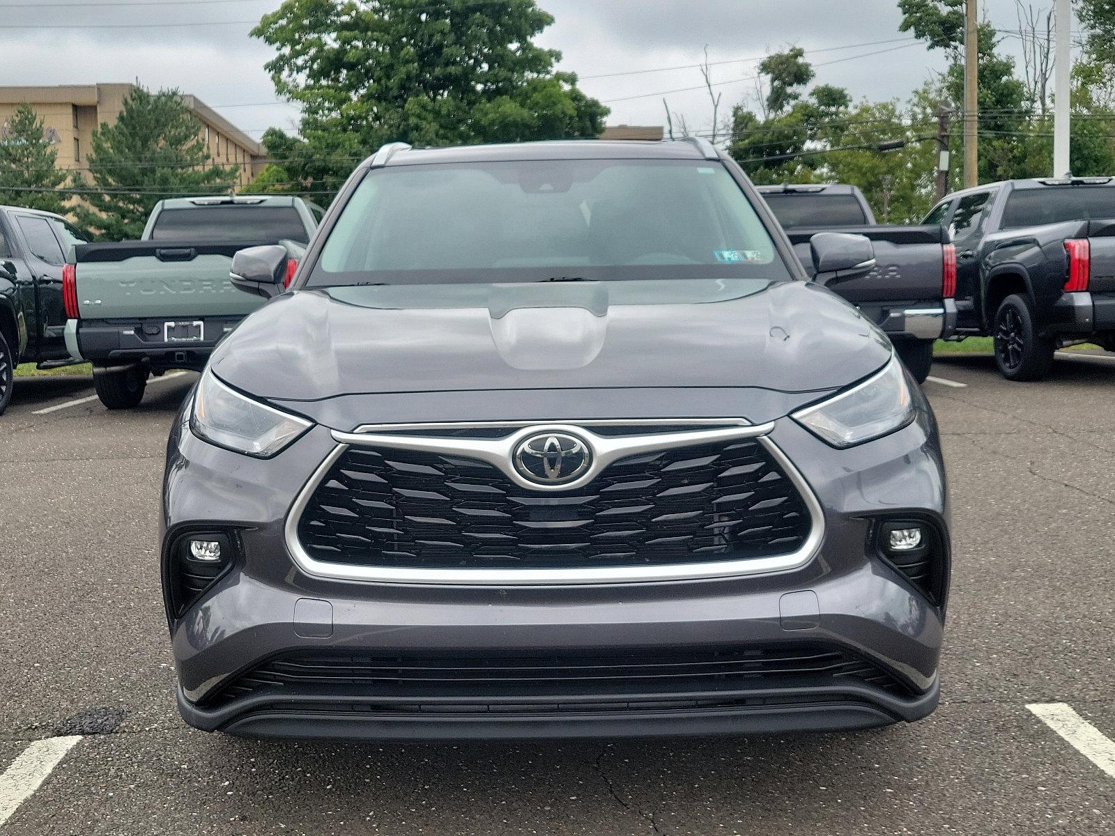 2022 Toyota Highlander Vehicle Photo in Trevose, PA 19053