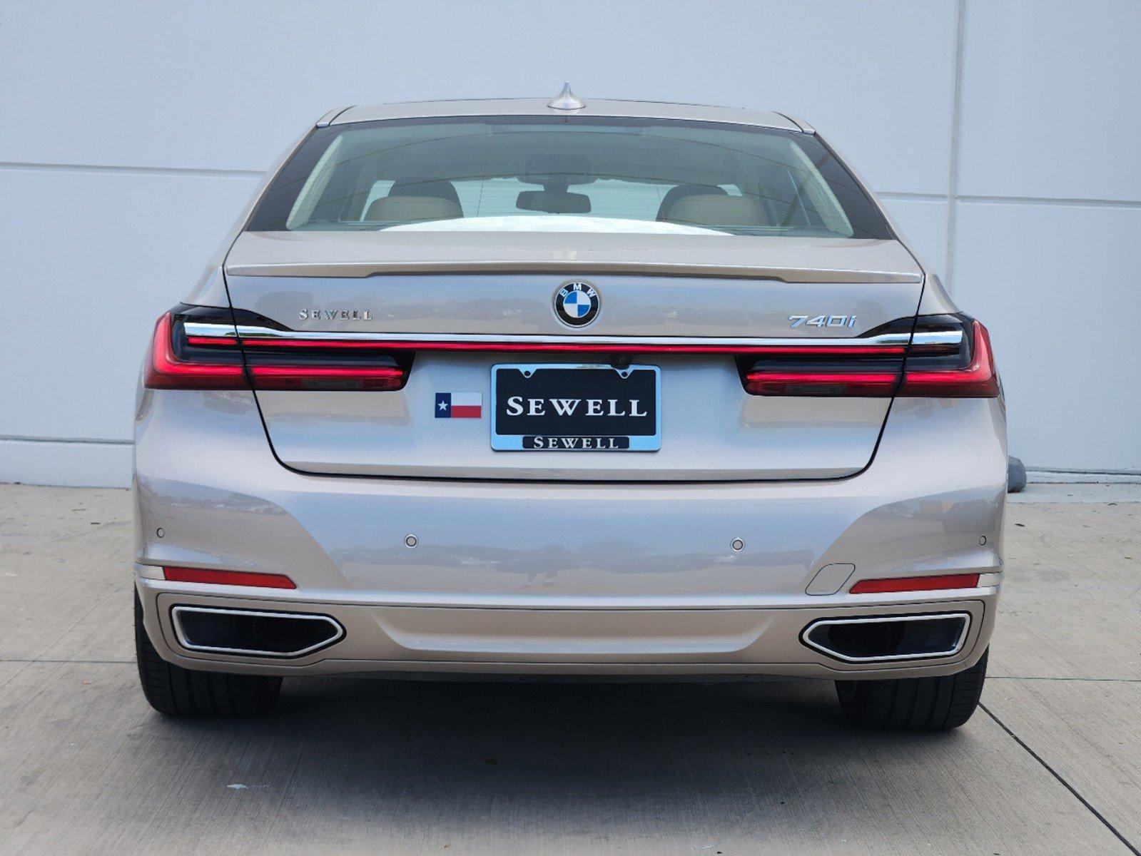 2022 BMW 740i Vehicle Photo in PLANO, TX 75024