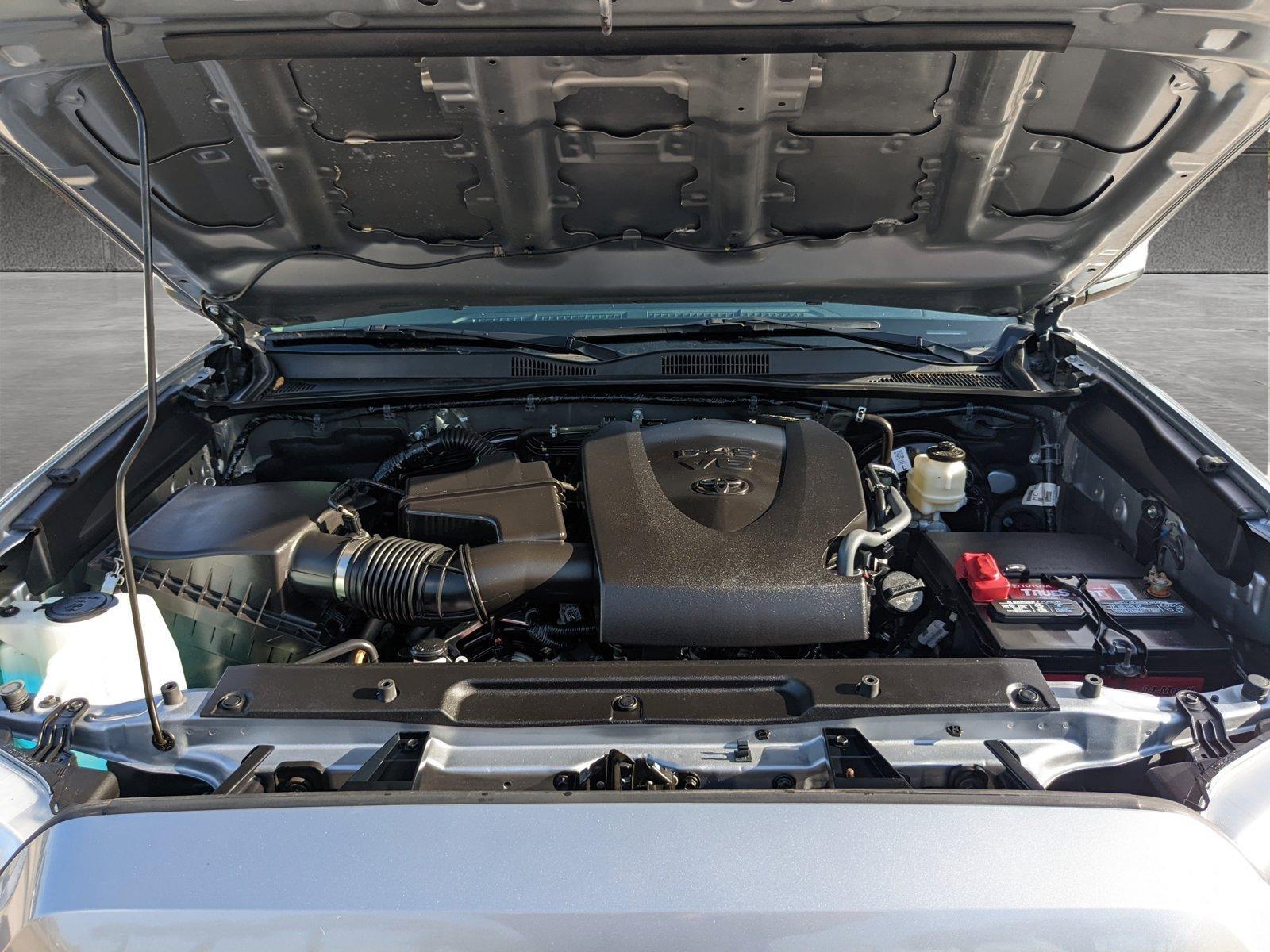 2021 Toyota Tacoma 2WD Vehicle Photo in Davie, FL 33331