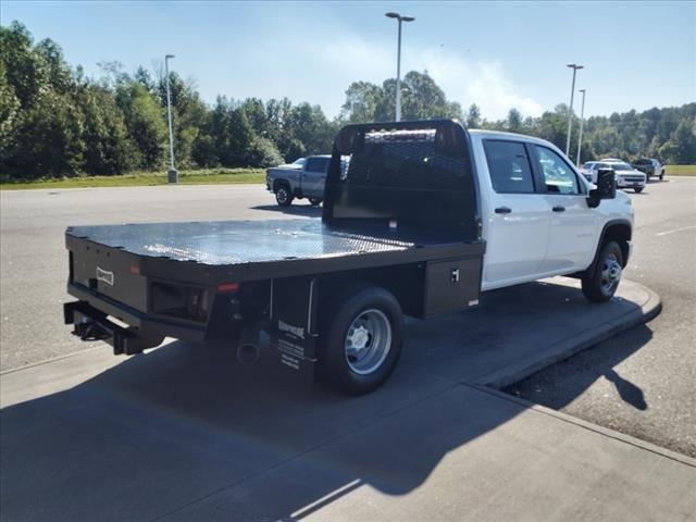 2024 Chevrolet Silverado 3500 HD Chassis Cab Vehicle Photo in EMPORIA, VA 23847-1235