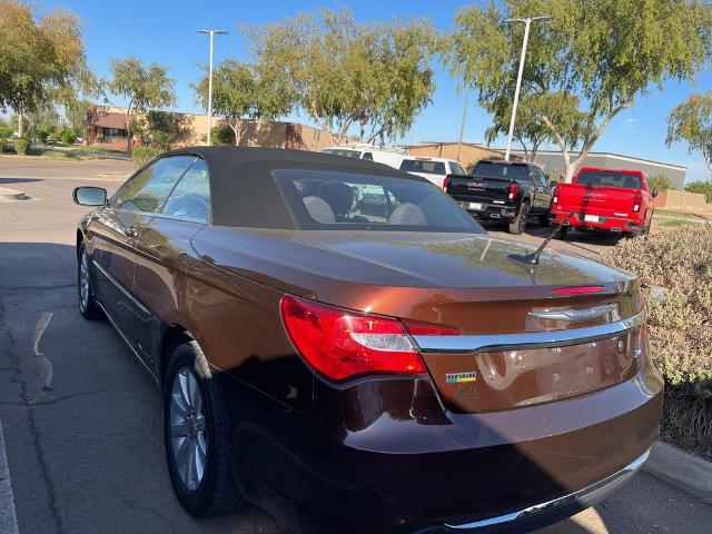 2013 Chrysler 200 Vehicle Photo in GOODYEAR, AZ 85338-1310