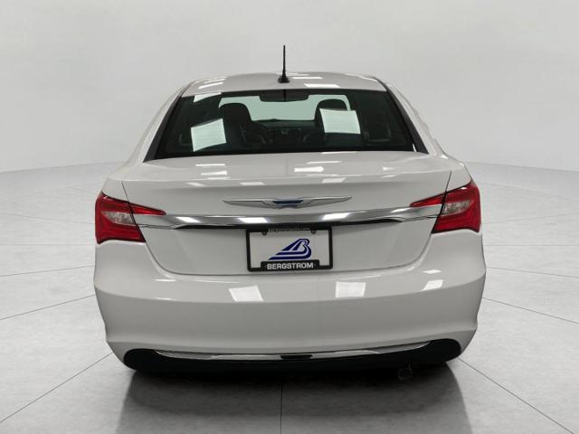 2012 Chrysler 200 Vehicle Photo in Appleton, WI 54913