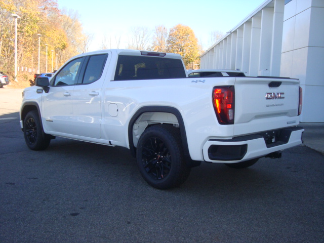 2024 GMC Sierra 1500 Vehicle Photo in PORTSMOUTH, NH 03801-4196