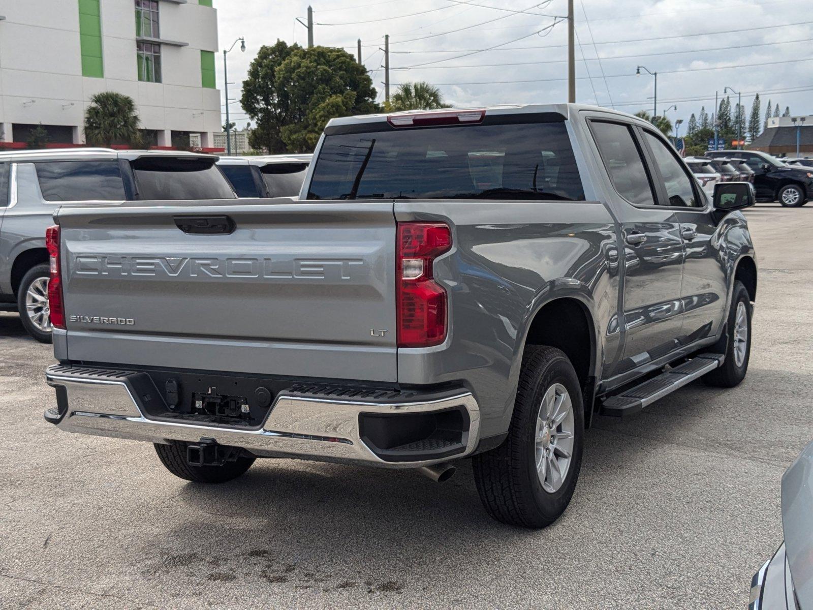 2024 Chevrolet Silverado 1500 Vehicle Photo in MIAMI, FL 33134-2699