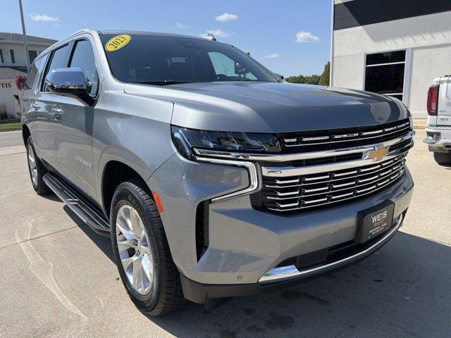 Used 2023 Chevrolet Suburban Premier with VIN 1GNSKFKD5PR160894 for sale in Decorah, IA