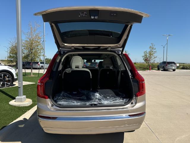 2025 Volvo XC90 Plug-In Hybrid Vehicle Photo in Grapevine, TX 76051