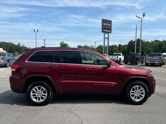 Used 2018 Jeep Grand Cherokee Laredo with VIN 1C4RJEAG9JC125060 for sale in Adel, GA