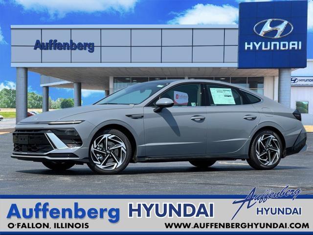 2024 Hyundai SONATA Vehicle Photo in O'Fallon, IL 62269