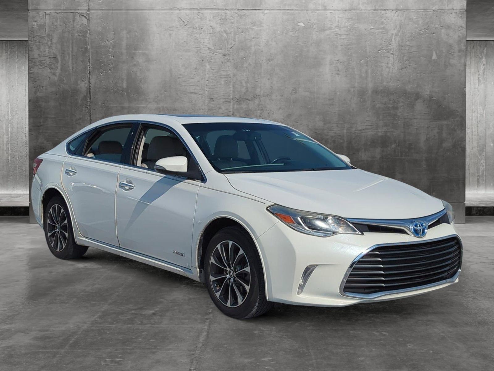 2016 Toyota Avalon Hybrid Vehicle Photo in Ft. Myers, FL 33907