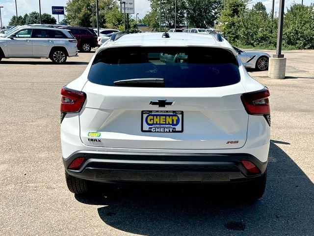 2024 Chevrolet Trax Vehicle Photo in GREELEY, CO 80634-4125