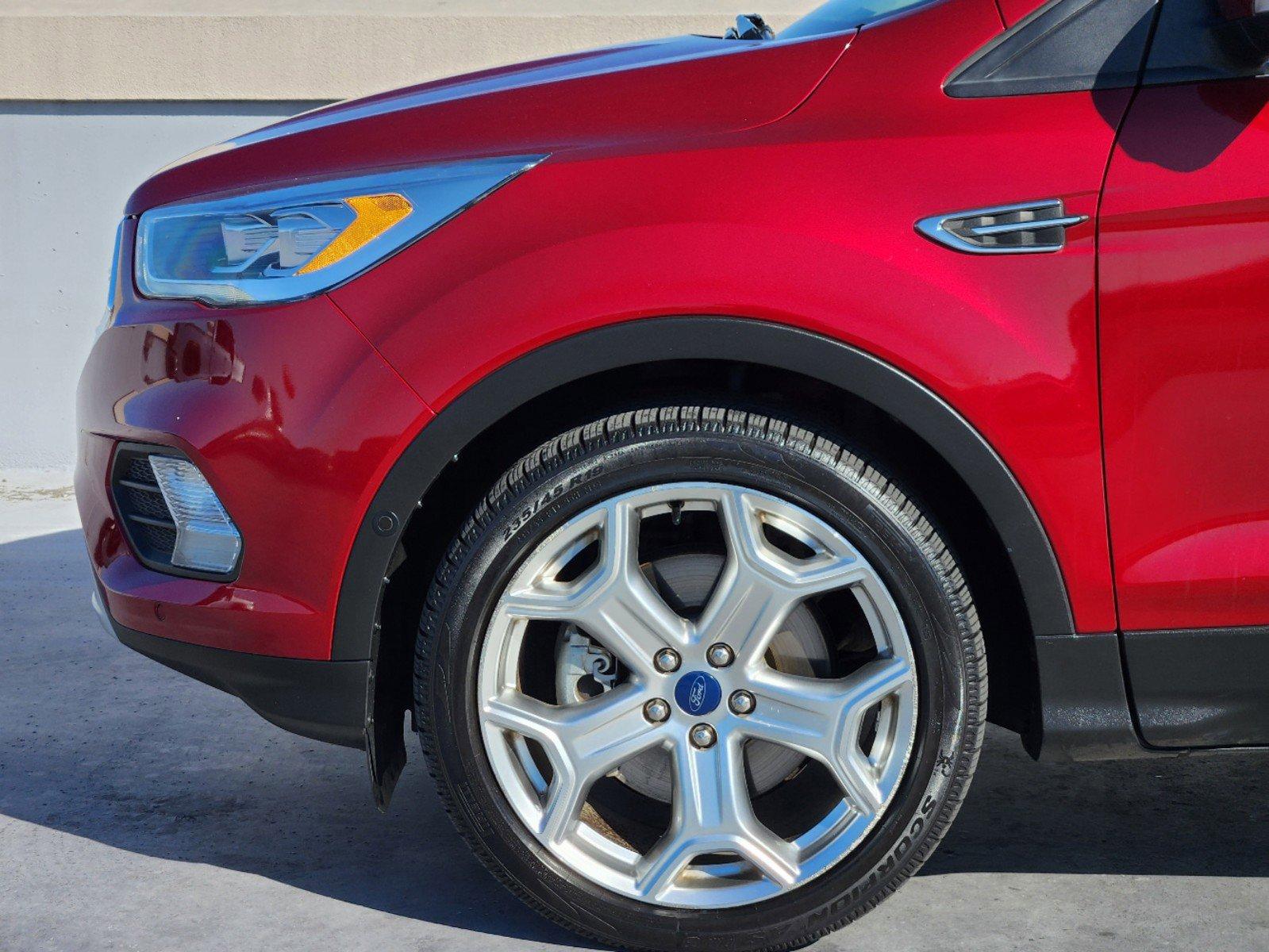 2019 Ford Escape Vehicle Photo in DALLAS, TX 75209