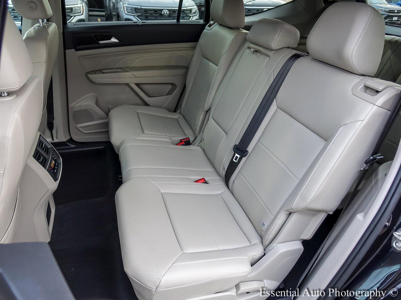 2022 Volkswagen Atlas Vehicle Photo in Plainfield, IL 60586